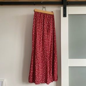 Brandy Melville midi floral skirt, tags attached!